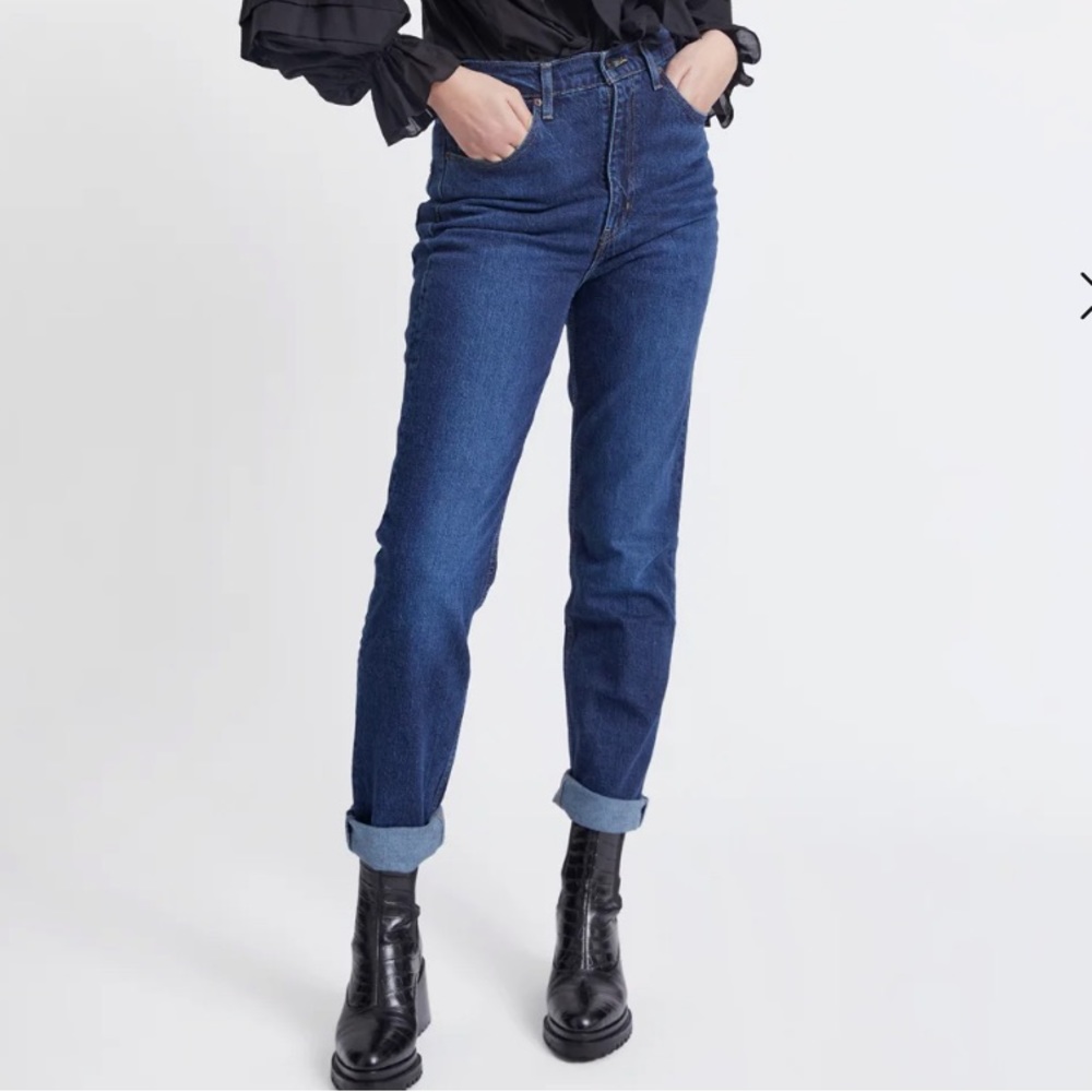 Levis 70’s high slim straight jeans size 25